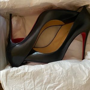 Size 10 (size 40) Christian Louboutin heels.